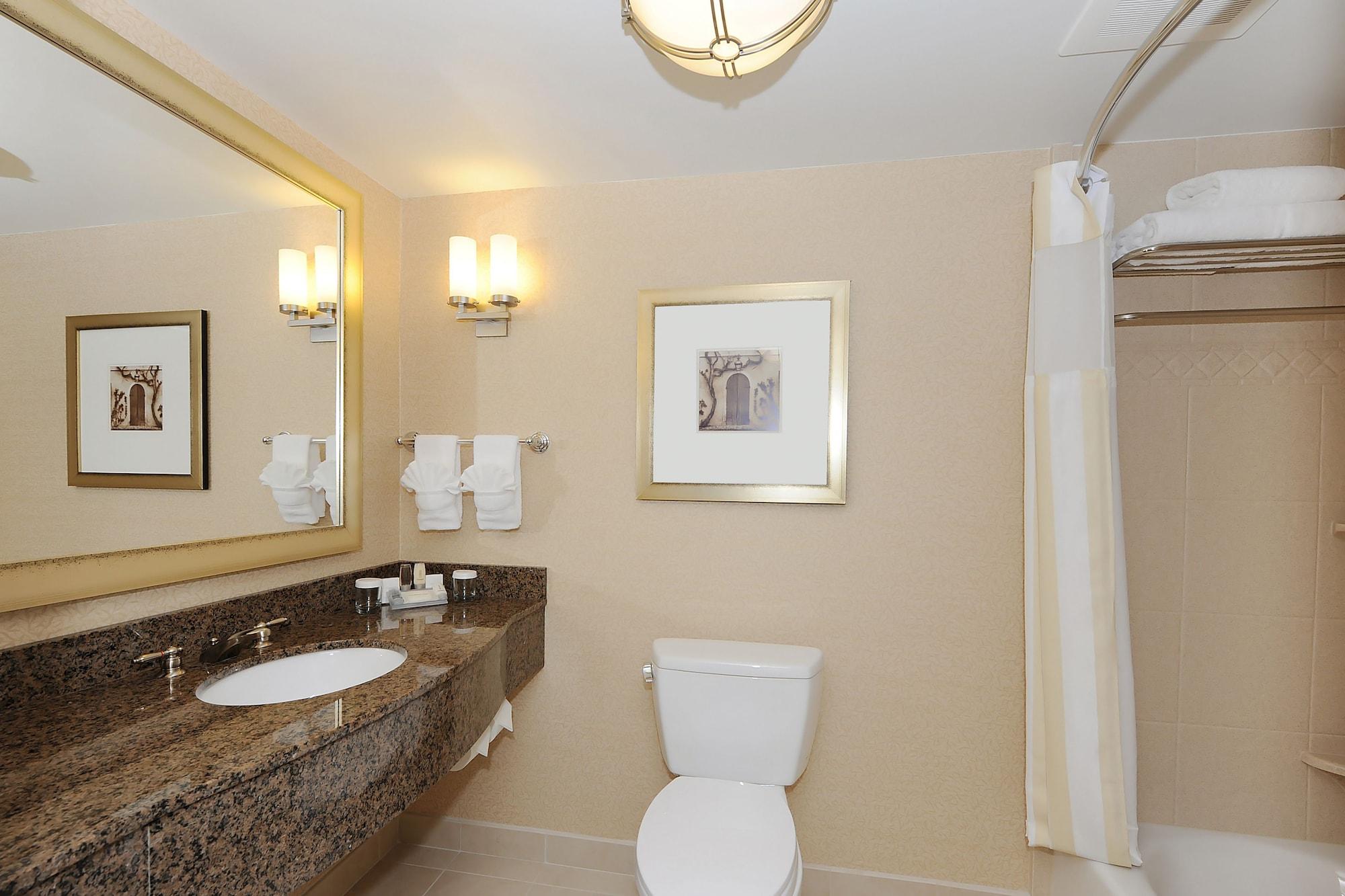 Hilton Garden Inn Columbia/Northeast Buitenkant foto
