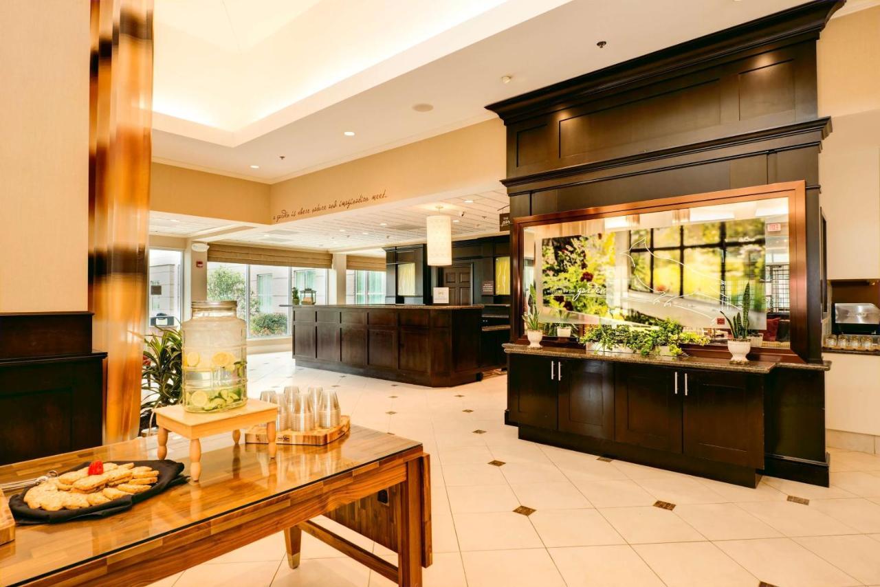 Hilton Garden Inn Columbia/Northeast Buitenkant foto