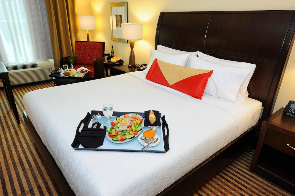 Hilton Garden Inn Columbia/Northeast Buitenkant foto